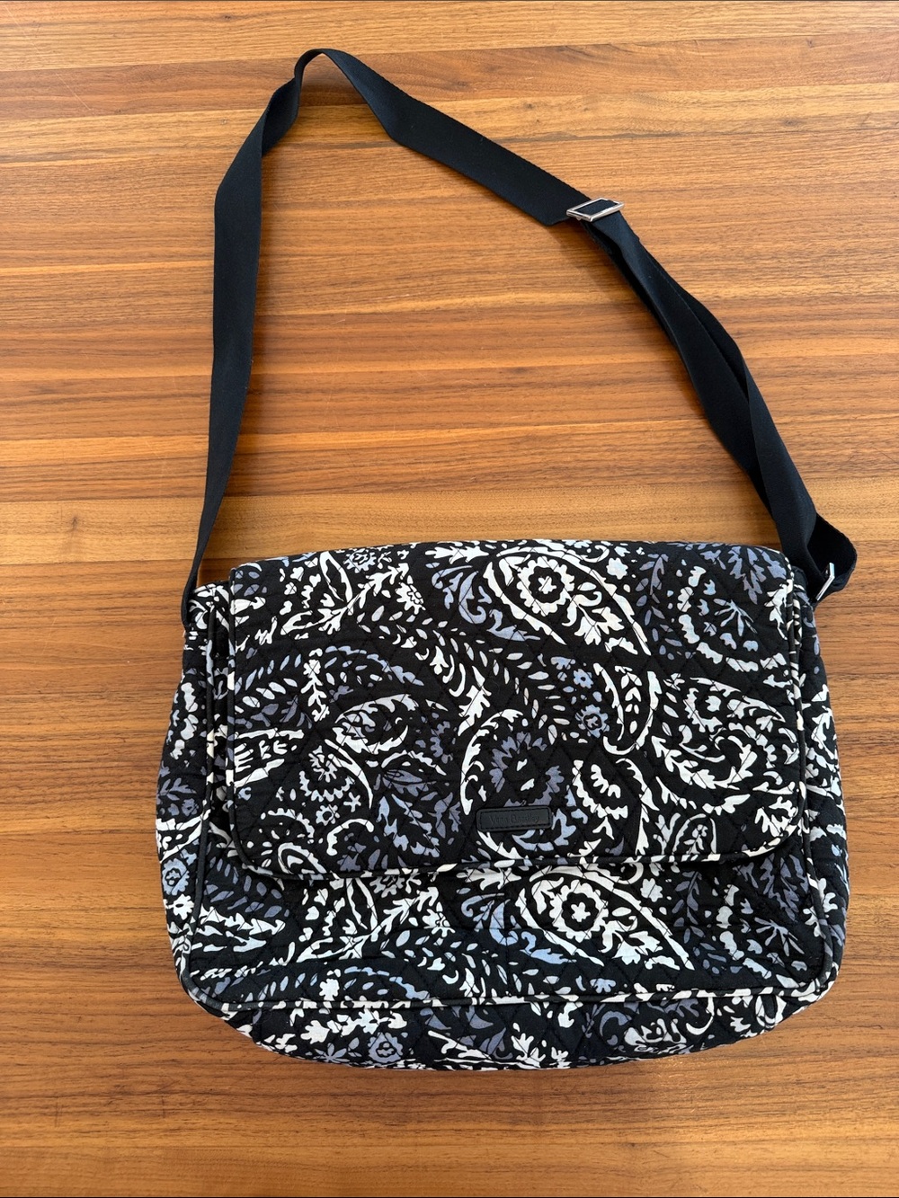 Retired Vera Bradley Messenger Bag White Black